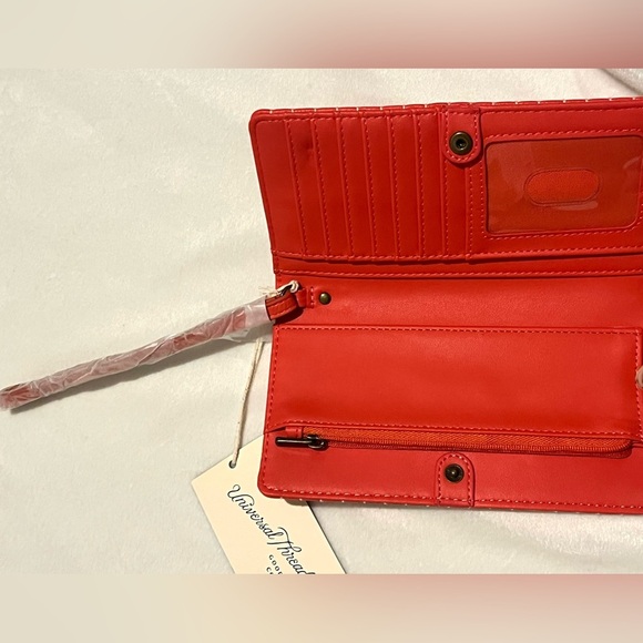 Universal Thread Orange-Red Snap Wallet with White Stitching New with Tags NWT - Picture 9 of 12